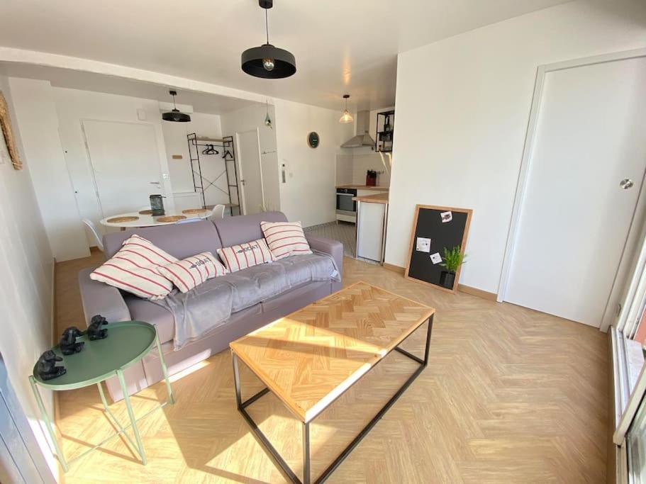 Plein Charme Aux Minimes Terrasse Calme + Parking Apartment La Rochelle  Ngoại thất bức ảnh